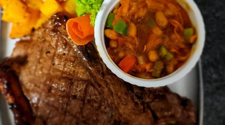 Royal Highness Lux Guesthouse