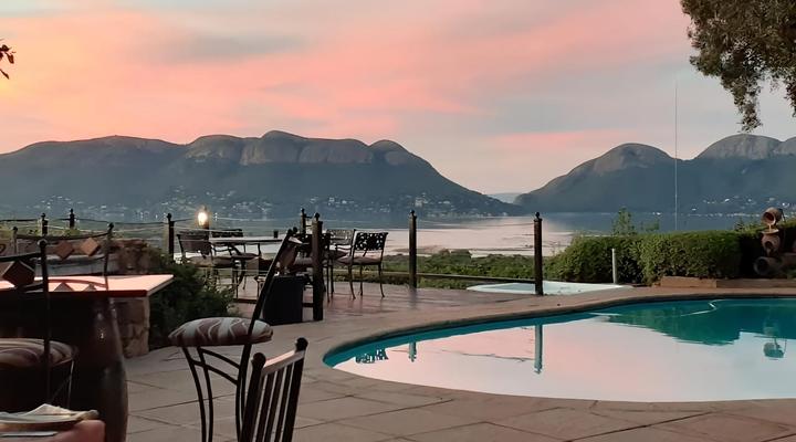 La Montagne Guest Lodge