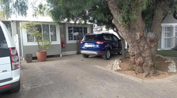 Bateleur Self Catering