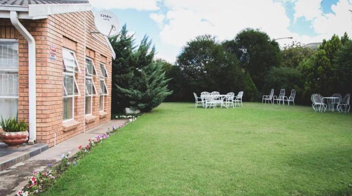 Khol Newman B&B and Guest House