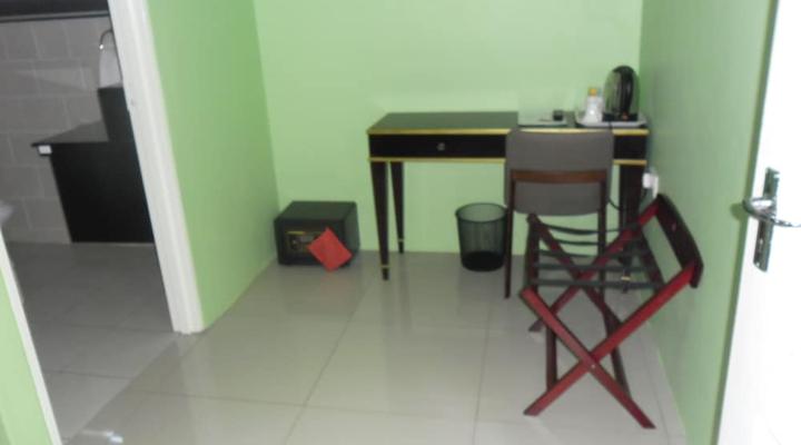 Gill Sleepover Hotel