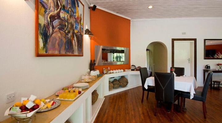 Woodlands Guest Lodge