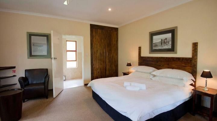 Woodlands Guest Lodge