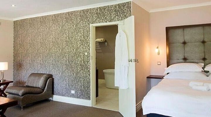 Woodlands Guest Lodge