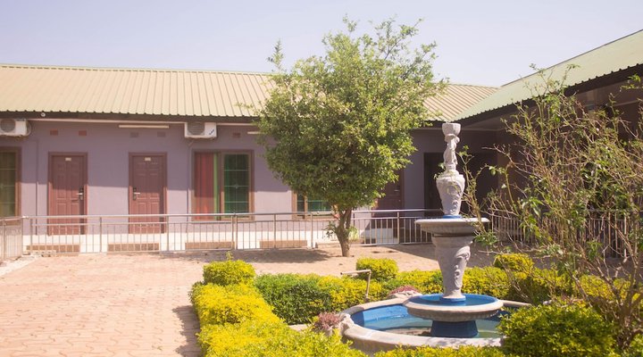Leget Lodges & Gardens
