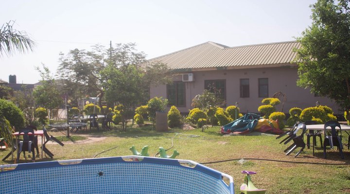 Leget Lodges & Gardens
