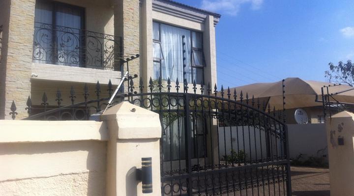 First Avenue Guest House