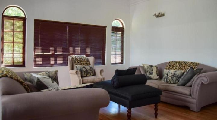 Indlovukazi Guesthouse