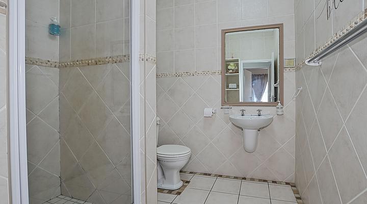 Boutique Apartment Bloubergstrand Beachfront