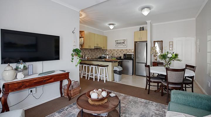 Boutique Apartment Bloubergstrand Beachfront