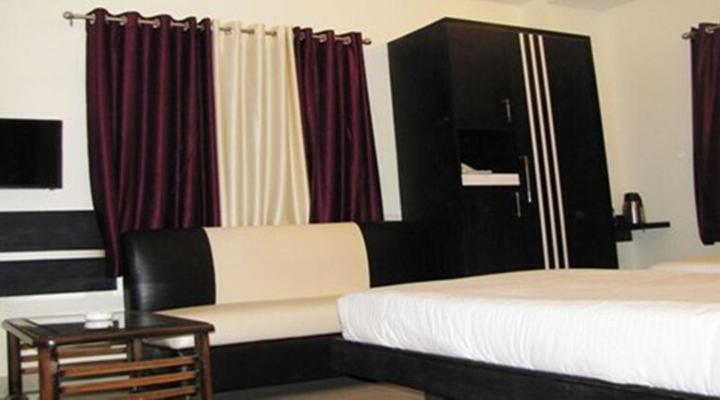 Airport Hotel Mayank Residency