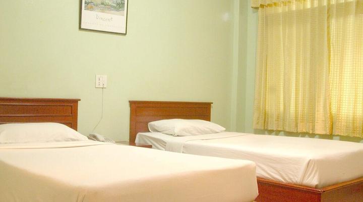Airport Hotel Mayank Residency