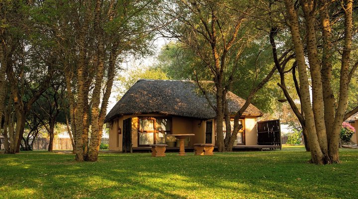 Kayova River Lodge