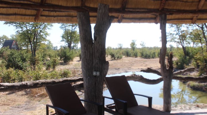 Dzibanana Lodge & Camping