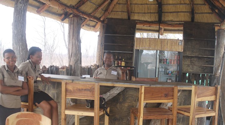 Dzibanana Lodge & Camping