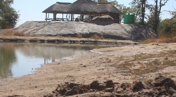 Dzibanana Lodge & Camping