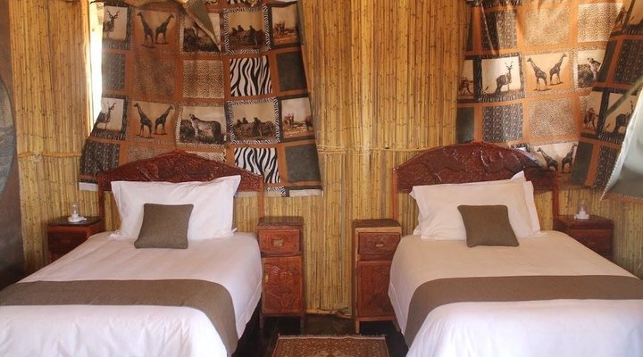 Dzibanana Lodge & Camping