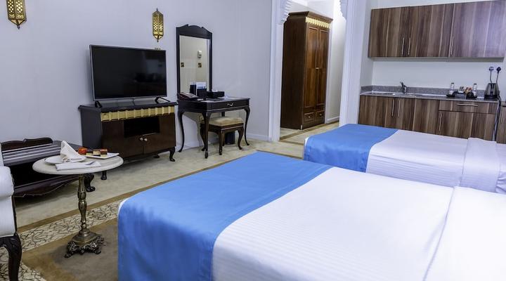 Saraya Corniche Hotel