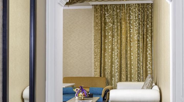 Saraya Corniche Hotel