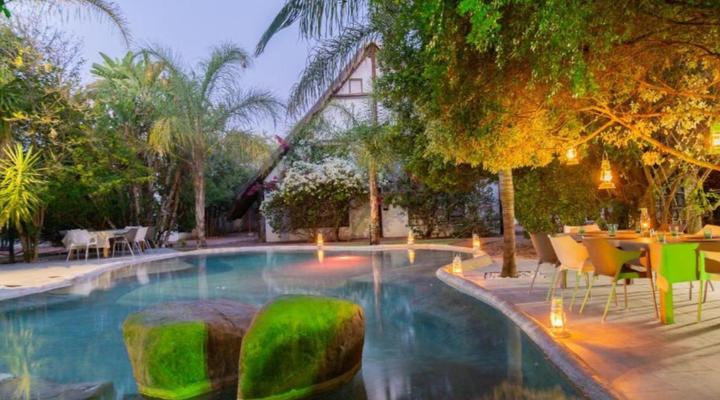 Out Of Africa Town Lodge