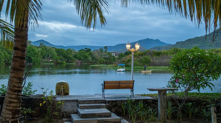 Sea Front Beach House with Rental Car Included