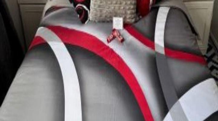 Red Cliff Lodge – Off-Grid Self Catering Eco Retreat