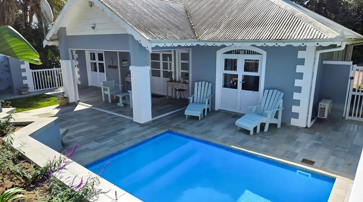 Rose Cottage in Caribbean Estate