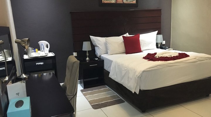 Lalla Villa Guest Lodge