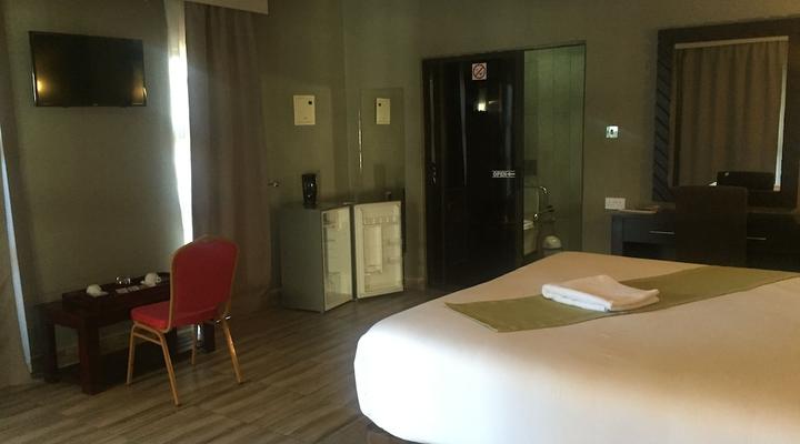 Makgovango Luxury Inn