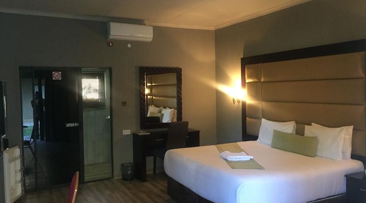 Makgovango Luxury Inn