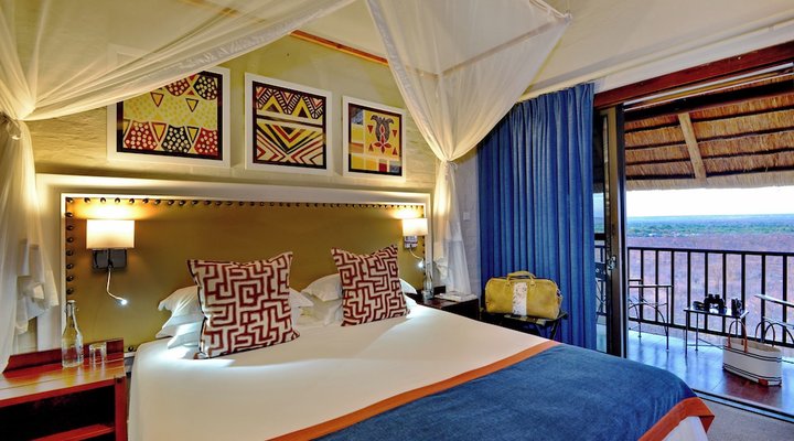 Victoria Falls Safari Lodge