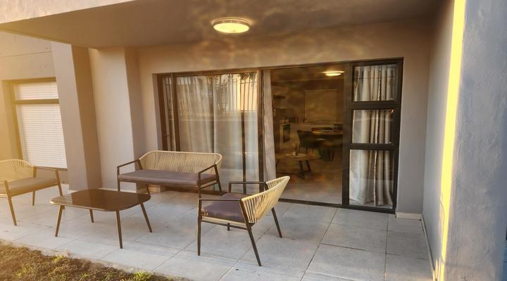 Millennial Arch @ 9 (4 Sleeper)