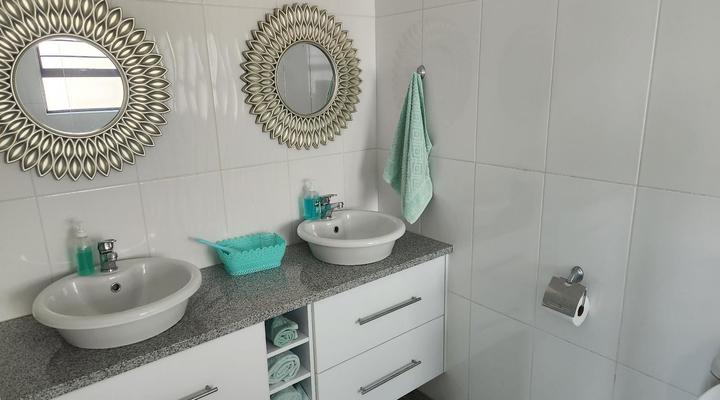Lagoon Huis 4 - Langebaan (4 Sleeper)