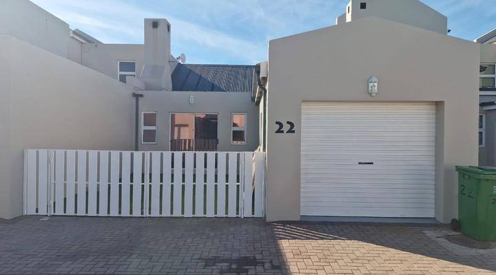 22 on Jade - Villa Diamante 4 sleeper