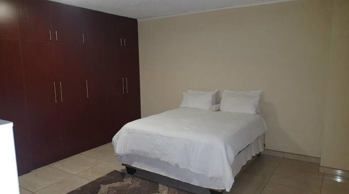 Lanipo Windhoek Guesthouse