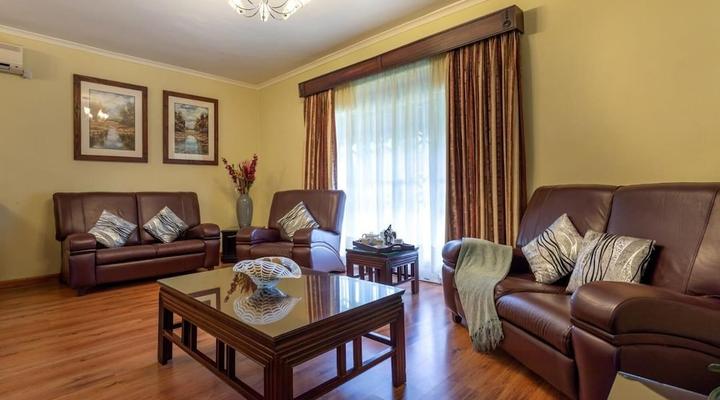 Fallsway Apartments Burley Court