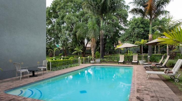 Fallsway Apartments Burley Court