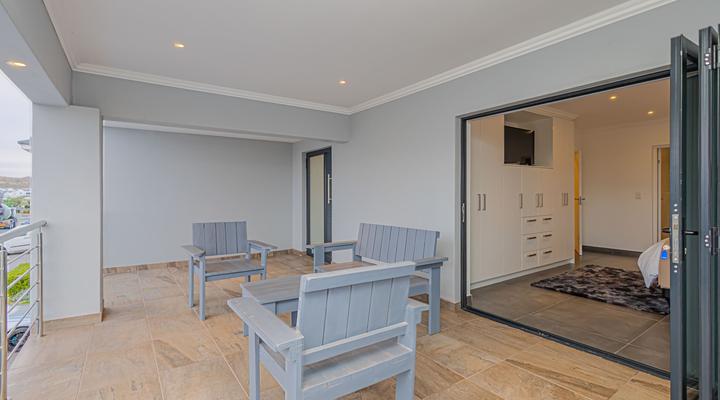 Dalton's, Langebaan, 10-sleeper