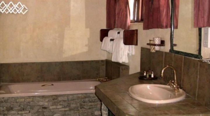 Lodge at the Ancient City
