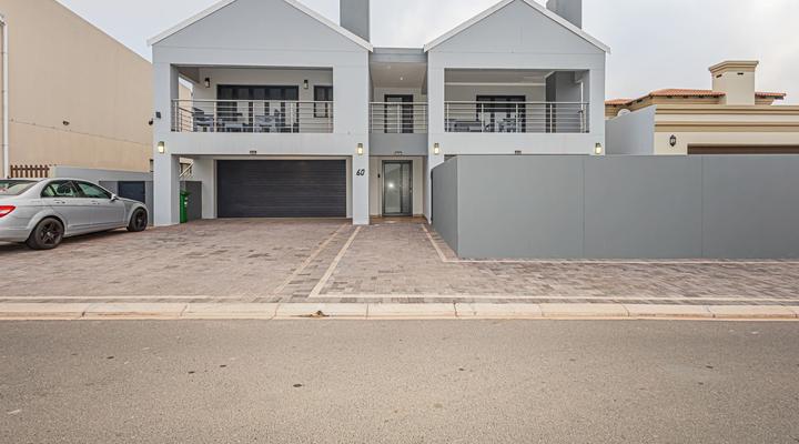 Dalton's, Langebaan, 10-sleeper