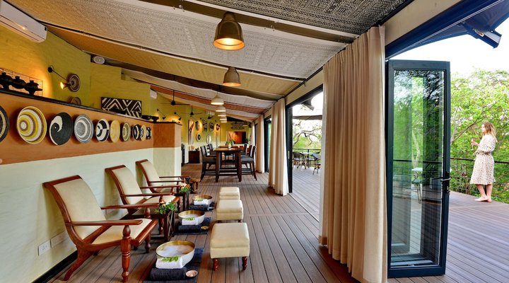 Victoria Falls Safari Club