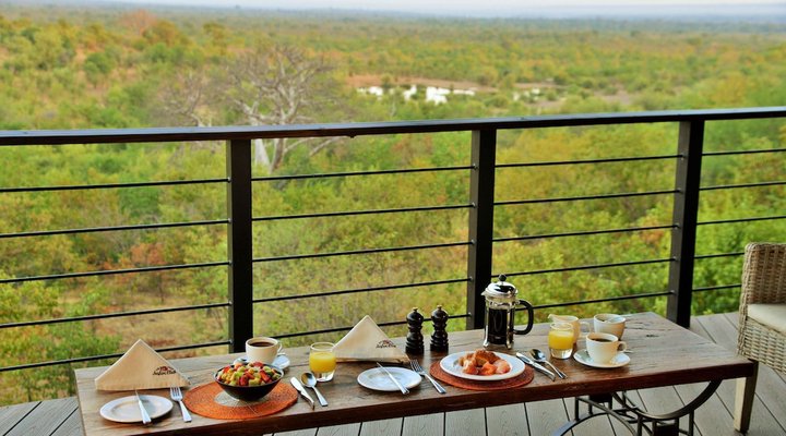 Victoria Falls Safari Club