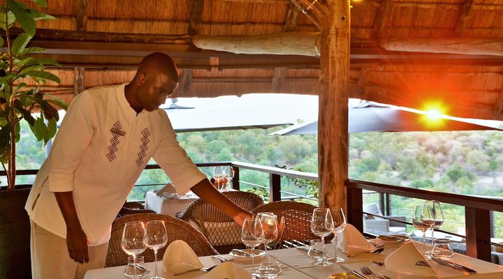 Victoria Falls Safari Club