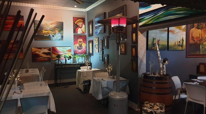 44 on Ennis - Guest Lodge