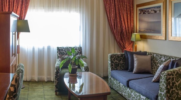 Peermont Metcourt Inn at The Grand Palm Resort