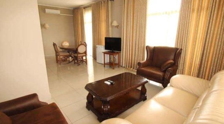 Regency Hotel Fairmile