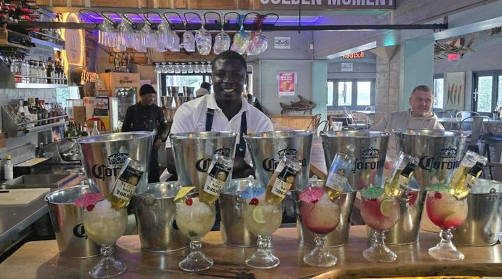  Pili Pili Beach Cabanas