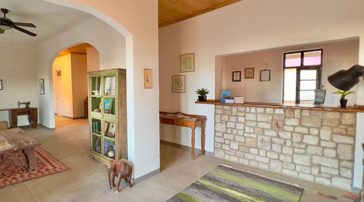 Solitaire Mountain Lodge