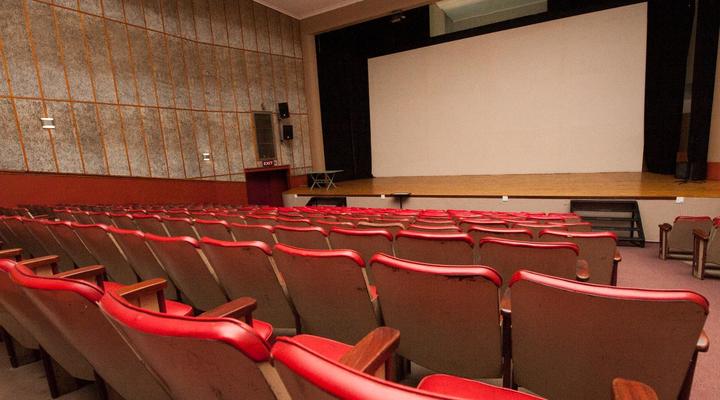 Tsumeb Theater Guesthouse