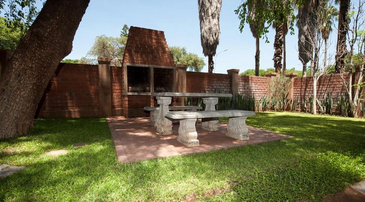 Tsumeb Theater Guesthouse